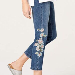 Embroidered Cropped Jean in Cape Cod Wash